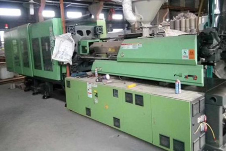 果筐注塑機(jī)廠家報(bào)價(jià)應(yīng)注意哪些問(wèn)題？重點(diǎn)關(guān)注這9點(diǎn)！